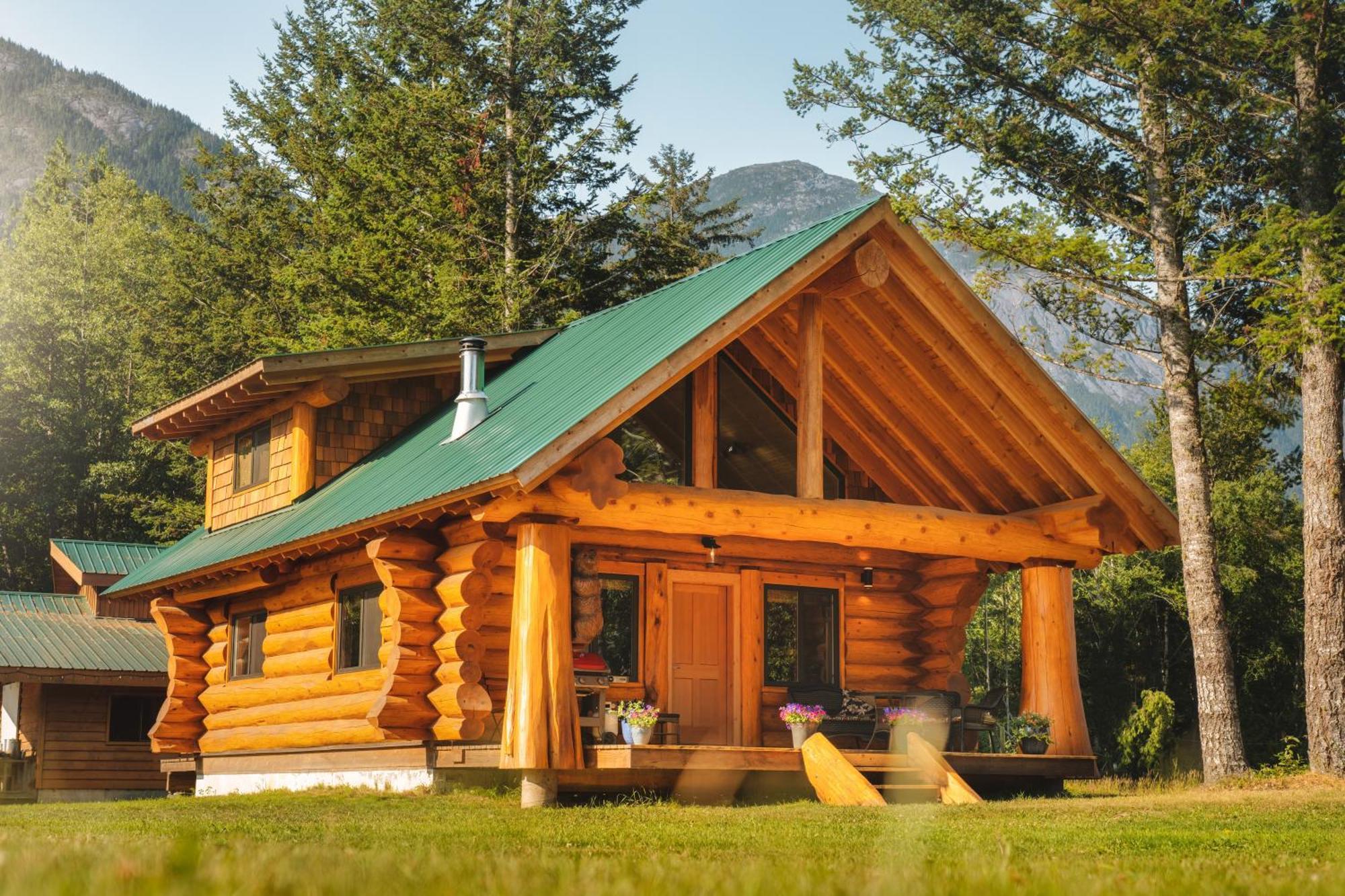 Bella Coola Grizzly Tours And Resort Hagensborg Exterior photo