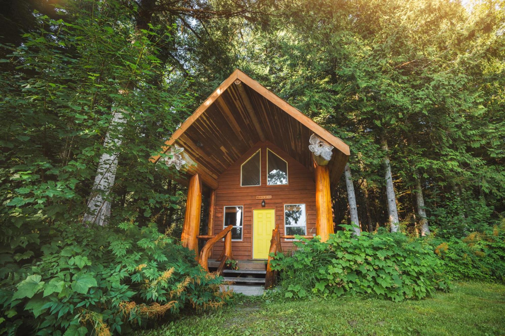 Bella Coola Grizzly Tours And Resort Hagensborg Exterior photo